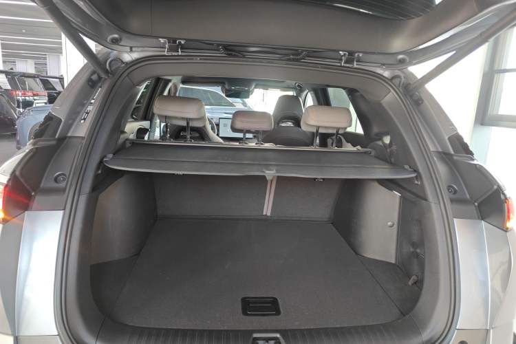 Used BYD Frigate 07 2024 Honor Edition DM-p 175KM All-Wheel-Drive Flagship Model Trunk