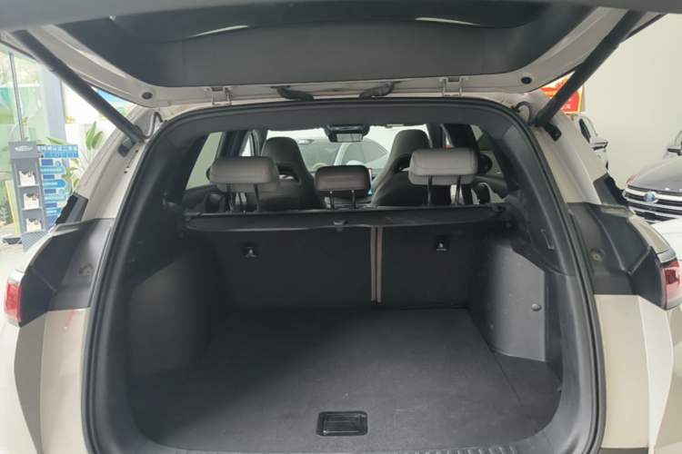 Used BYD Frigate 07 2024 HONOR Edition DM-i 205KM Flagship Model Trunk