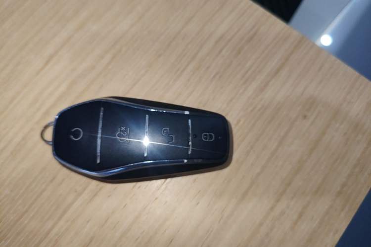 Used BYD Frigate 07 2024 HONOR Edition DM-i 205KM Flagship Model Vehicle Key