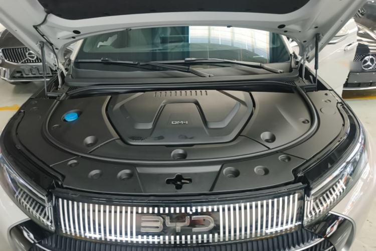 Used BYD Frigate 07 2024 HONOR Edition DM-i 205KM Flagship Model Engine Bay
