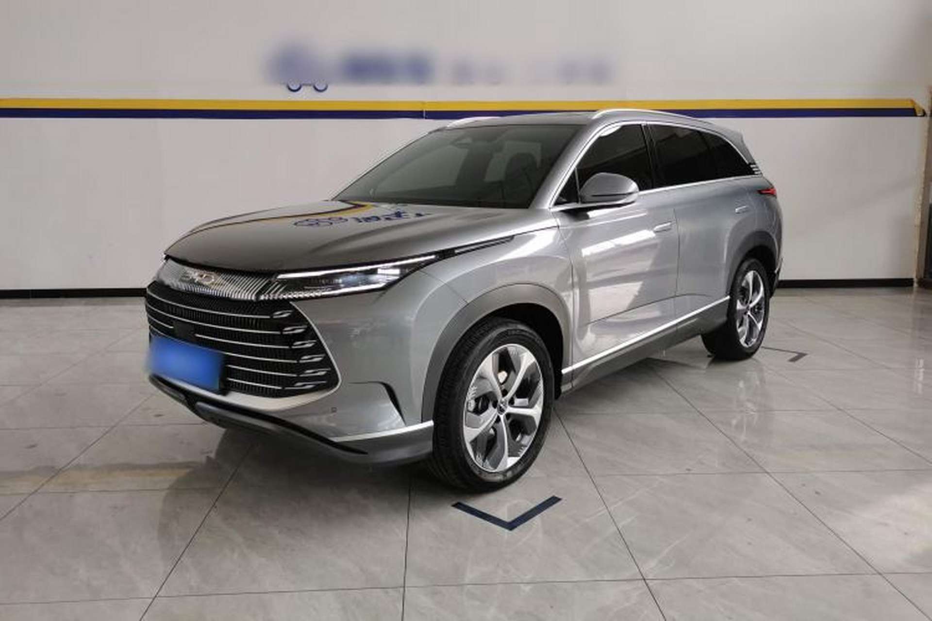 Used BYD Frigate 07 2024 HONOR Edition DM-i 100KM Luxury Model Front Left 45 Deg