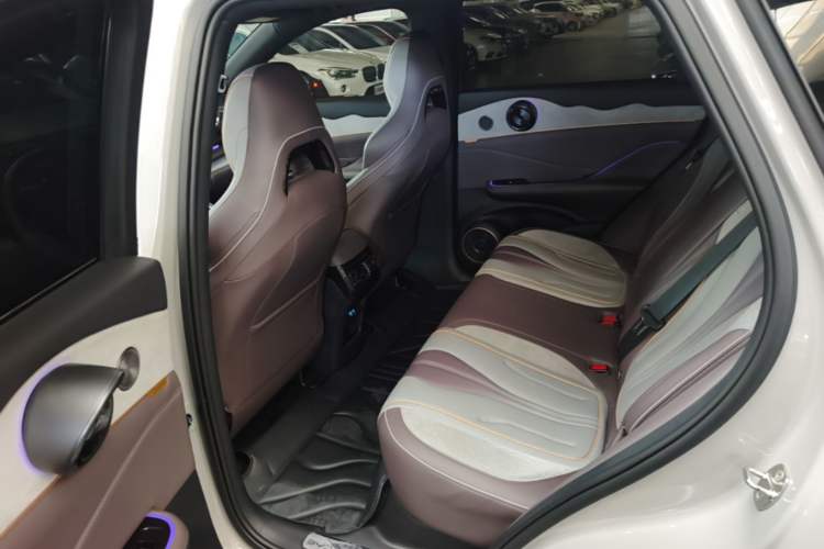 Used BYD Frigate 07 2024 HONOR Edition DM-i 205KM Flagship Model Left Rear Seat