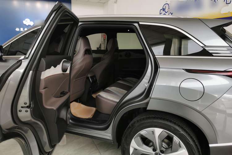 Used BYD Frigate 07 2024 HONOR Edition DM-i 100KM Luxury Model Left Rear Seat