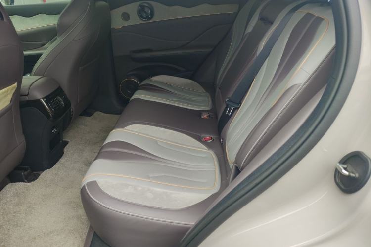 Used BYD Frigate 07 2024 HONOR Edition DM-i 205KM Flagship Model Left Rear Seat