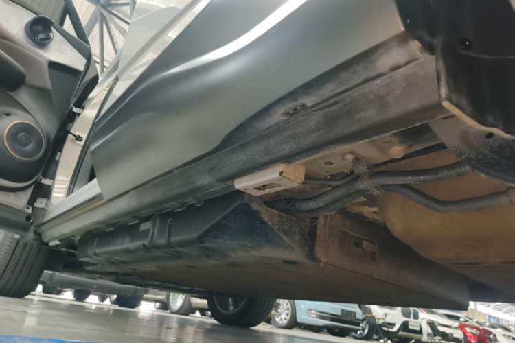 Used BYD Frigate 07 2024 HONOR Edition DM-i 205KM Flagship Model Left Side Sill