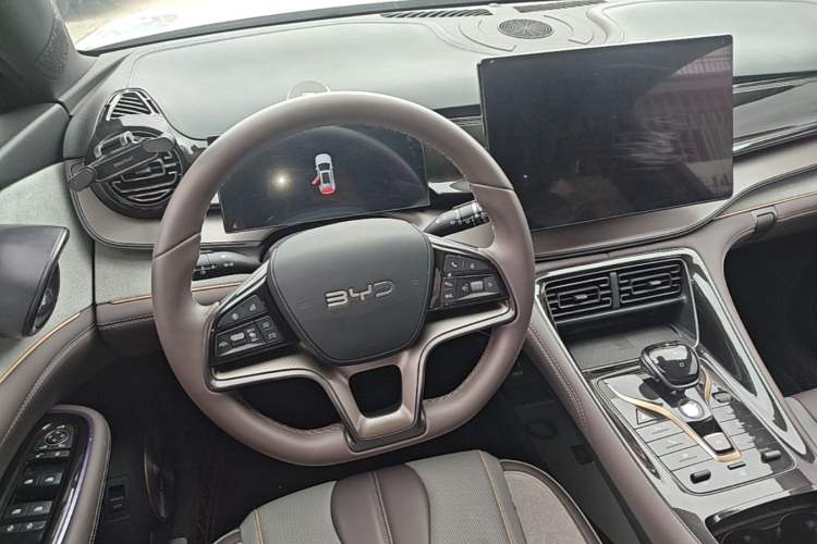 Used BYD Frigate 07 2024 HONOR Edition DM-i 100KM Luxury Model Steering Wheel