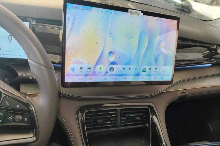 Used BYD Frigate 07 2024 Honor Edition DM-i 100KM Prestige Model Audio And AC Panel