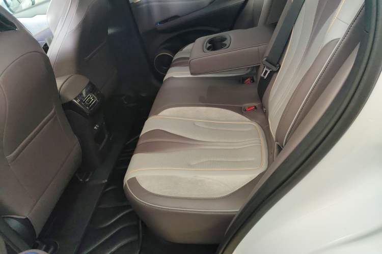 Used BYD Frigate 07 2024 Honor Edition DM-i 100KM Prestige Model Left Rear Seat