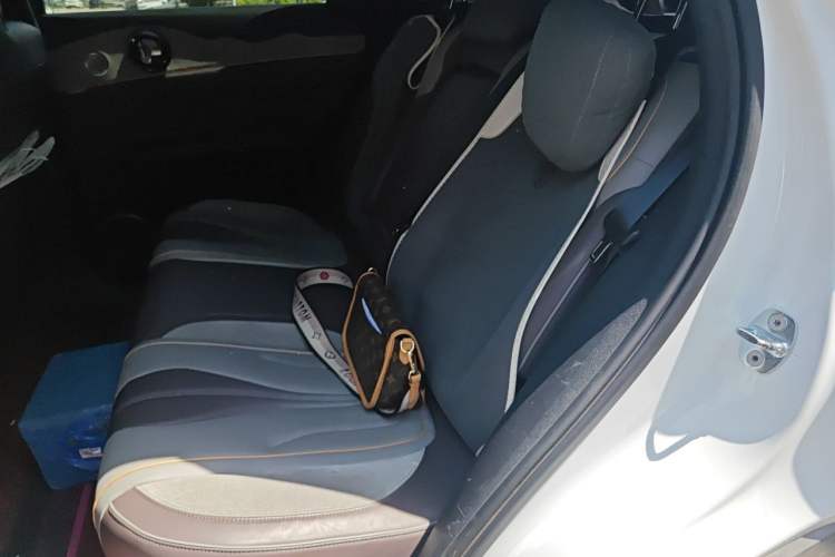 Used BYD Frigate 07 2024 HONOR Edition DM-i 100KM Luxury Model Left Rear Seat