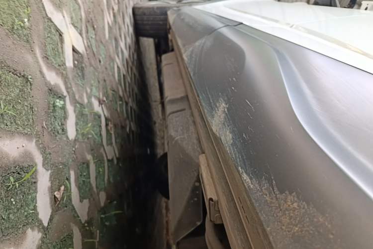 Used BYD Frigate 07 2024 HONOR Edition DM-i 205KM Flagship Model Left Side Sill
