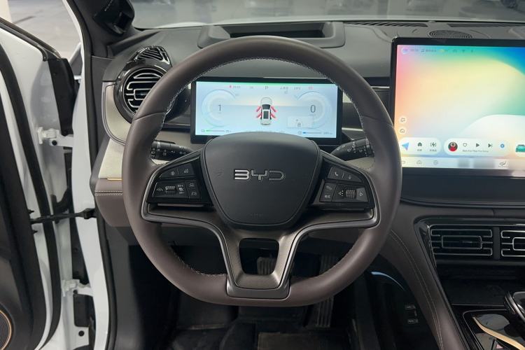 Used BYD Frigate 07 2024 Honor Edition DM-i 100KM Prestige Model Steering Wheel