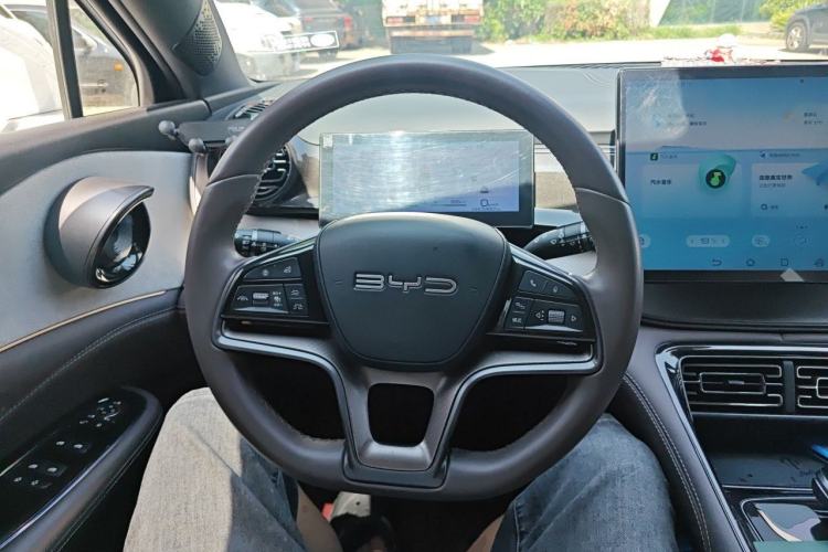 Used BYD Frigate 07 2024 HONOR Edition DM-i 100KM Luxury Model Steering Wheel