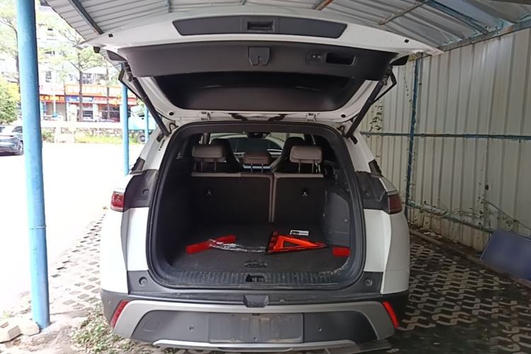 Used BYD Frigate 07 2024 HONOR Edition DM-i 205KM Flagship Model Trunk