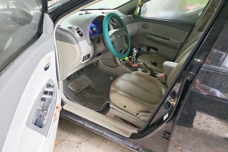 Used BYD G3 2011 Smart Tech Version 1.5L Manual Luxury Edition Driver Seat
