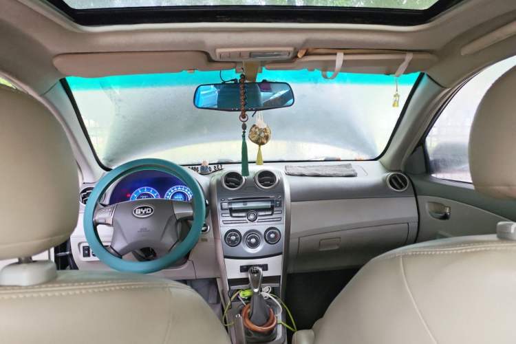 Used BYD G3 2011 Smart Tech Version 1.5L Manual Luxury Edition Headliner