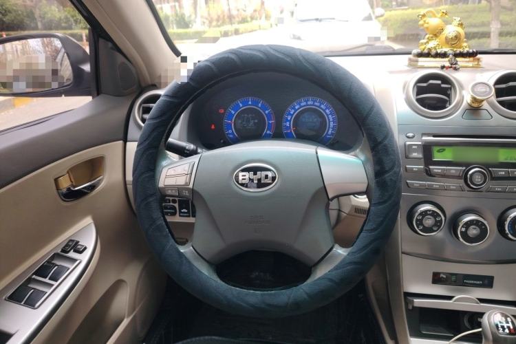 Used BYD G3 2011 Smart Tech Version 1.5L Manual Luxury Edition Steering Wheel