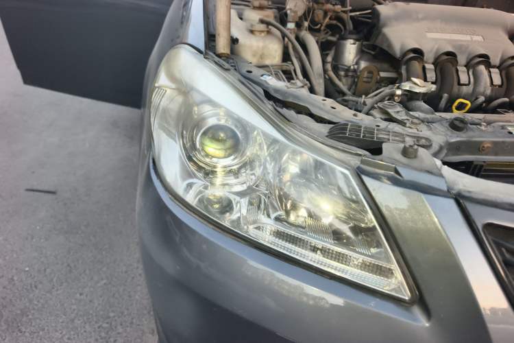 Used BYD G3 2011 Smart Tech Version 1.5L Manual Luxury Edition Right Front Headlight