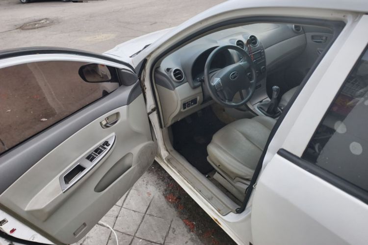 Used BYD G3 2011 Smart Tech Version 1.5L Manual Luxury Edition Driver Seat