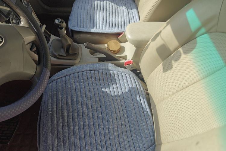 Used BYD G3 2011 Smart Tech Version 1.5L Manual Luxury Edition Left Front Seat