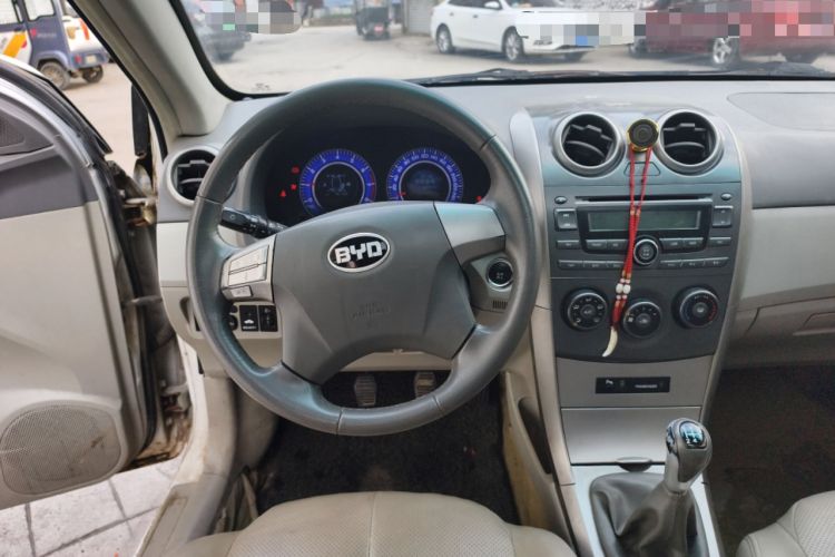 Used BYD G3 2011 Smart Tech Version 1.5L Manual Luxury Edition Steering Wheel