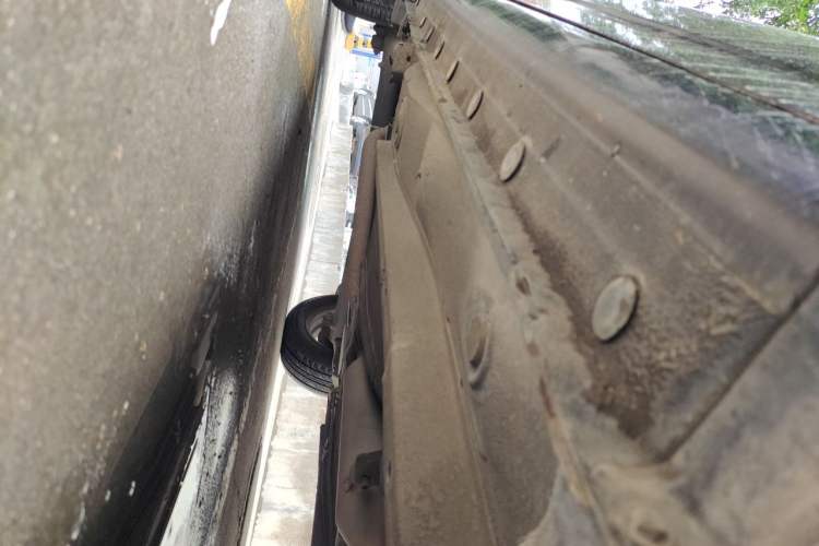 Used BYD G3 2012 1.5L Manual Luxury Edition Chassis Front Right