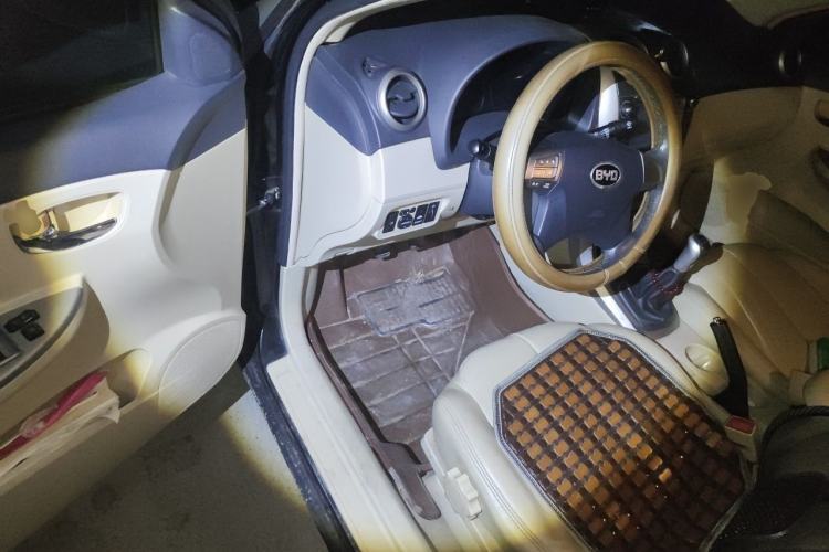 Used BYD G3 2012 1.5L Manual Luxury Edition Driver Seat