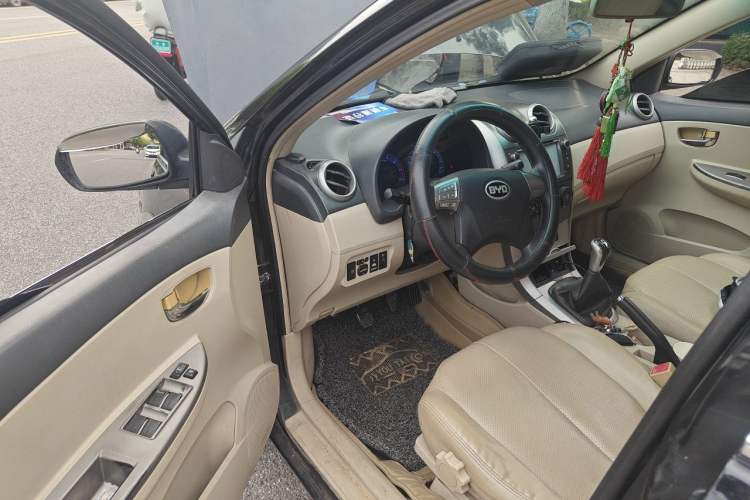 Used BYD G3 2012 1.5L Manual Luxury Edition Driver Seat