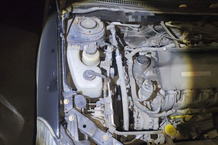 Used BYD G3 2012 1.5L Manual Luxury Edition Engine Bay Right