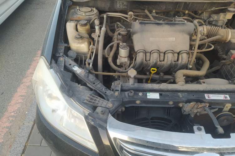 Used BYD G3 2012 1.5L Manual Luxury Edition Engine Bay Right