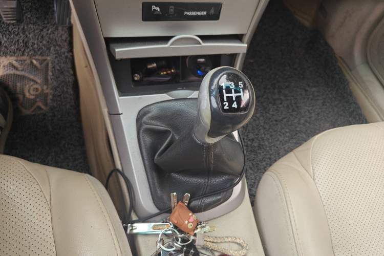 Used BYD G3 2012 1.5L Manual Luxury Edition Gear Lever