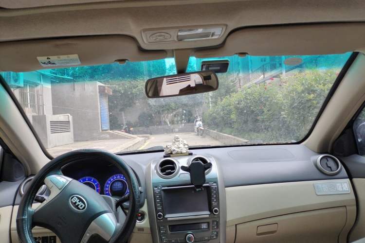 Used BYD G3 2012 1.5L Manual Luxury Edition Headliner