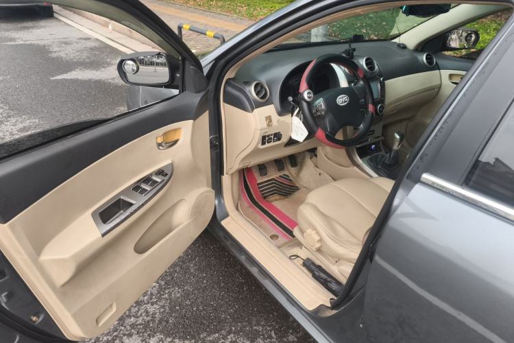 Used BYD G3 2012 1.5L Manual Luxury Edition Driver Seat