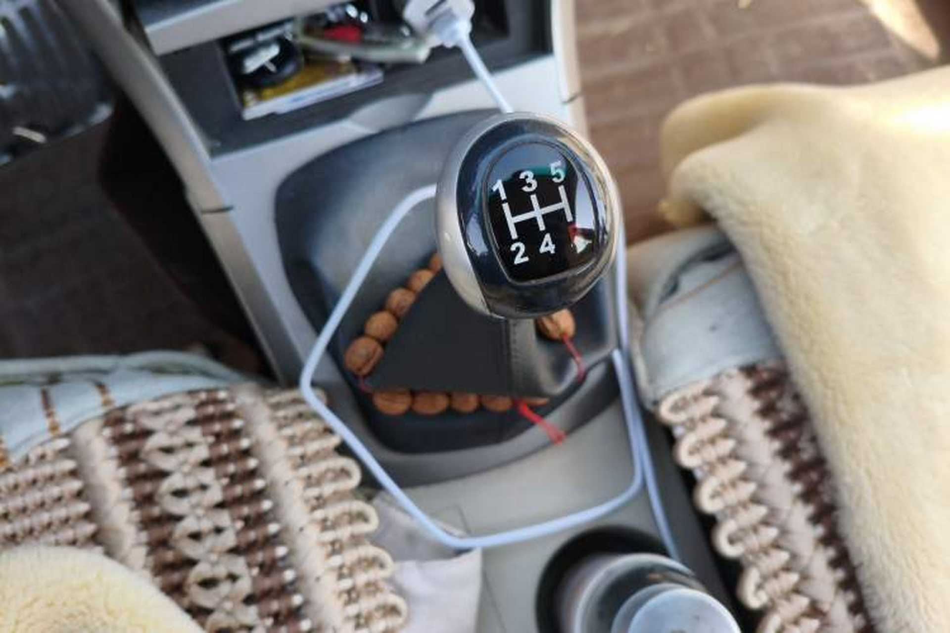 Used BYD G3 2012 1.5L Manual Luxury Edition Gear Lever