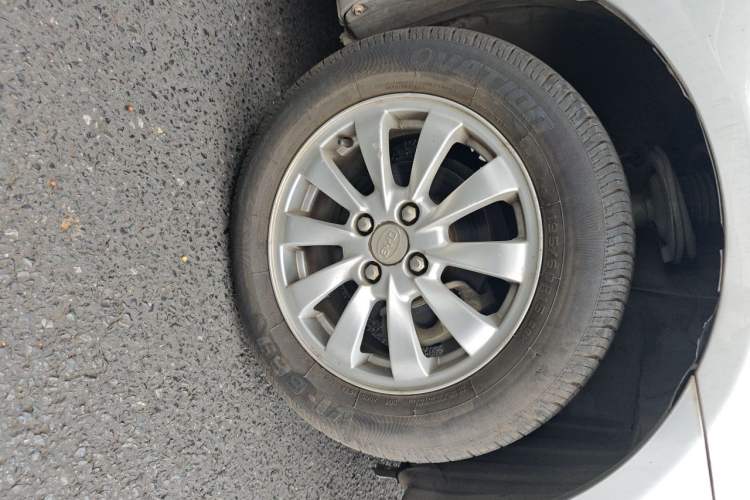 Used BYD G3 2012 1.5L Manual Luxury Edition Right Front Wheel Hub