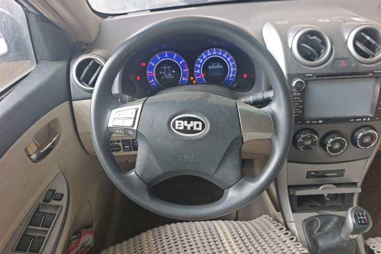 Used BYD G3 2012 1.5L Manual Luxury Edition Steering Wheel