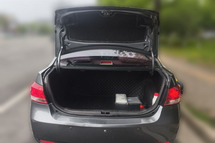 Used BYD G3 2012 1.5L Manual Luxury Edition Trunk
