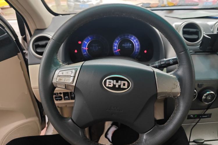 Used BYD G3 2012 1.5L Manual Luxury Edition Steering Wheel