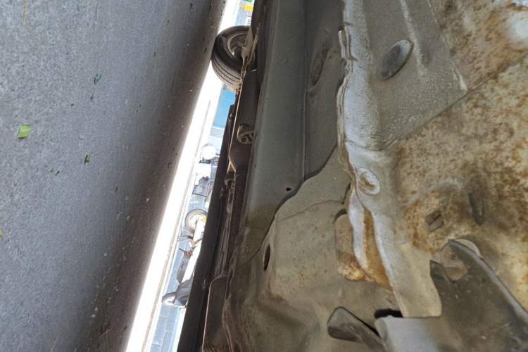 Used BYD G3R 2011 1.5L Manual Shangya Edition Chassis Front Right