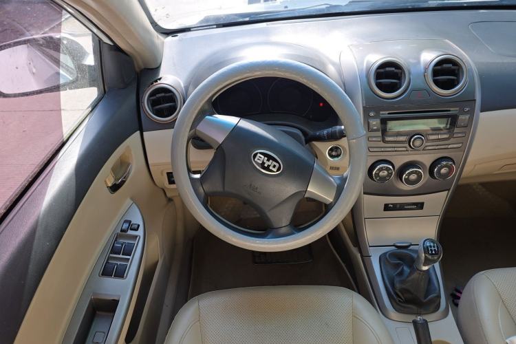 Used BYD G3R 2011 1.5L Manual Shangya Edition Steering Wheel