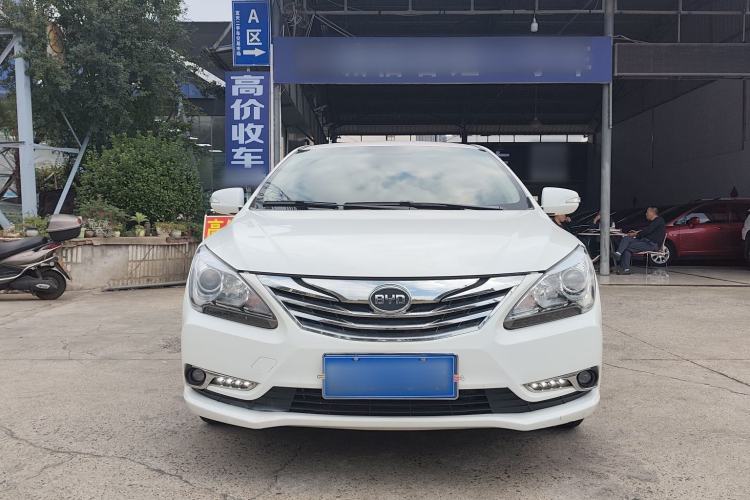 Used BYD G5 2014 1.5TID Automatic Luxury Version Exterior 5