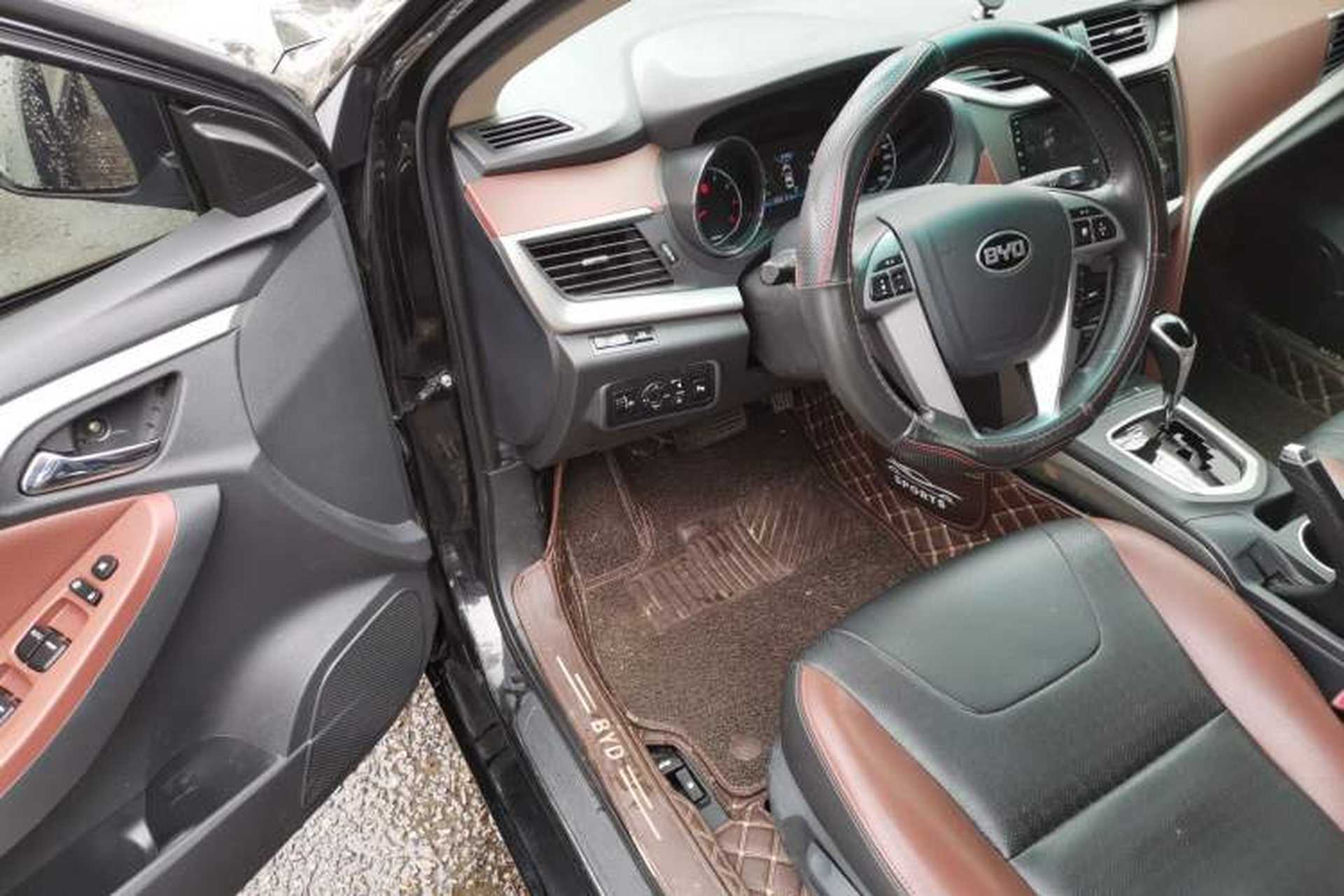 Used BYD G5 2014 1.5TID Automatic Prestige Model Driver Seat