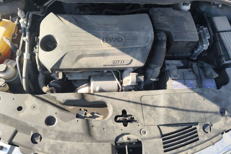 Used BYD G5 2014 1.5TID Automatic Prestige Model Engine Bay