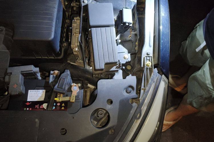 Used BYD G5 2014 1.5TI Manual Luxury Edition Engine Bay Left