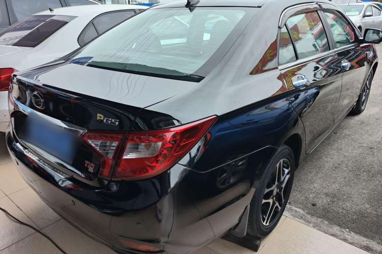 Used BYD G5 2014 1.5TID Automatic Prestige Model Exterior 3