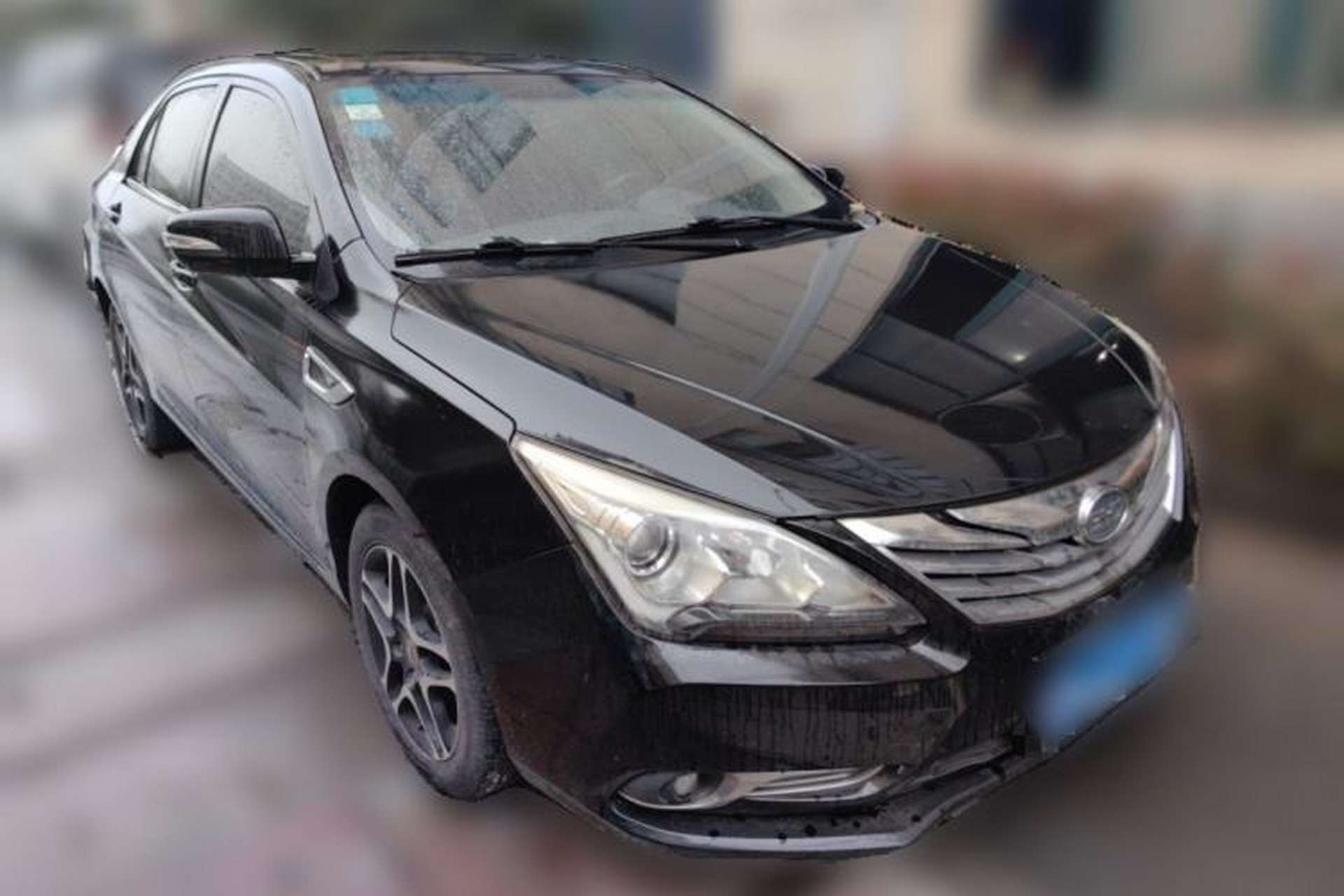 Used BYD G5 2014 1.5TI Manual Luxury Edition Front Right 45 Deg