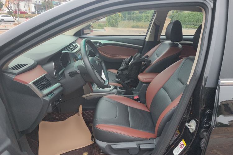 Used BYD G5 2014 1.5TID Automatic Prestige Model Left Front Seat