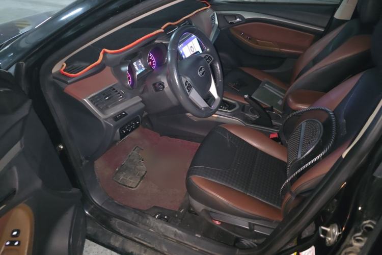 Used BYD G5 2014 1.5TID Automatic Prestige Model Left Front Seat