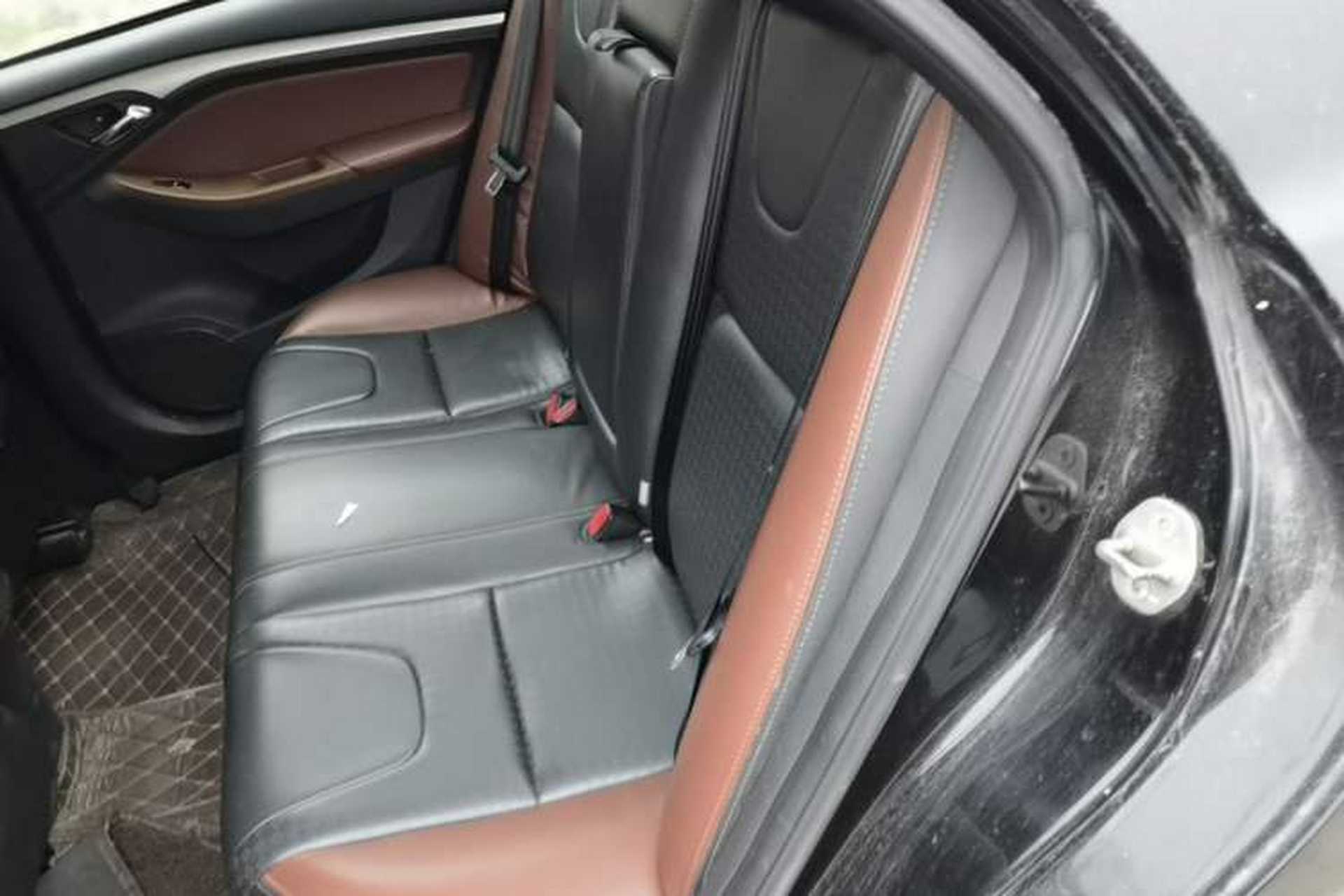 Used BYD G5 2014 1.5TID Automatic Prestige Model Left Rear Seat