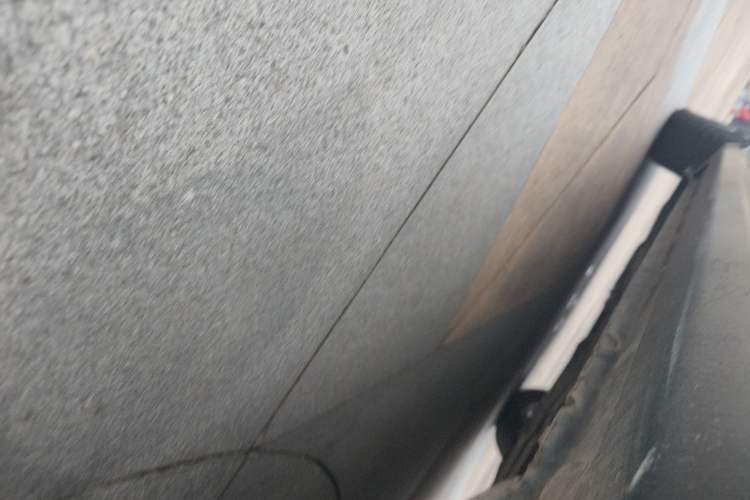 Used BYD G5 2014 1.5TID Automatic Prestige Model Left Side Sill