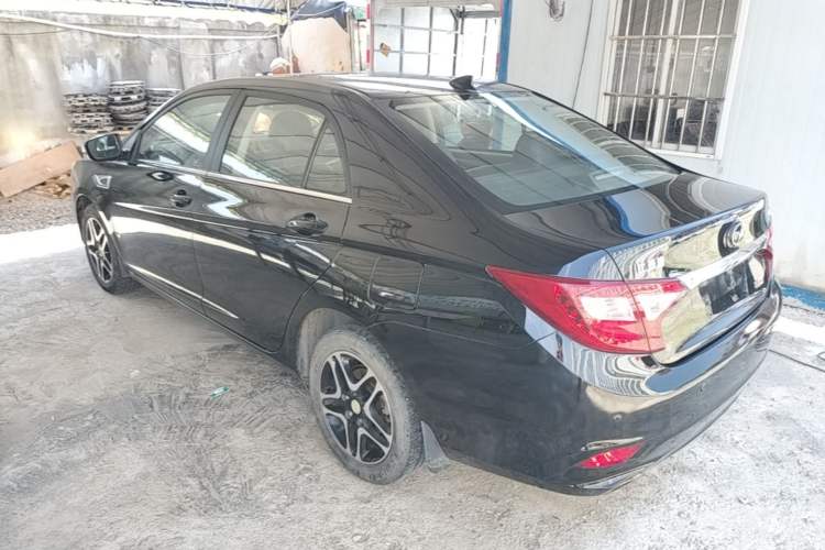 Used BYD G5 2014 1.5TI Manual Luxury Edition Rear Left 45 Deg